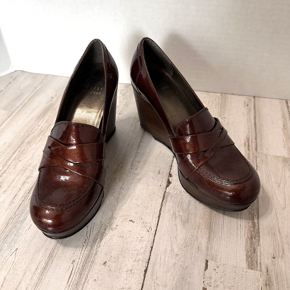 Stuart Weitzman Patent Leather Wedge Loafers 5.5 M Copper Heeled Office FLAW